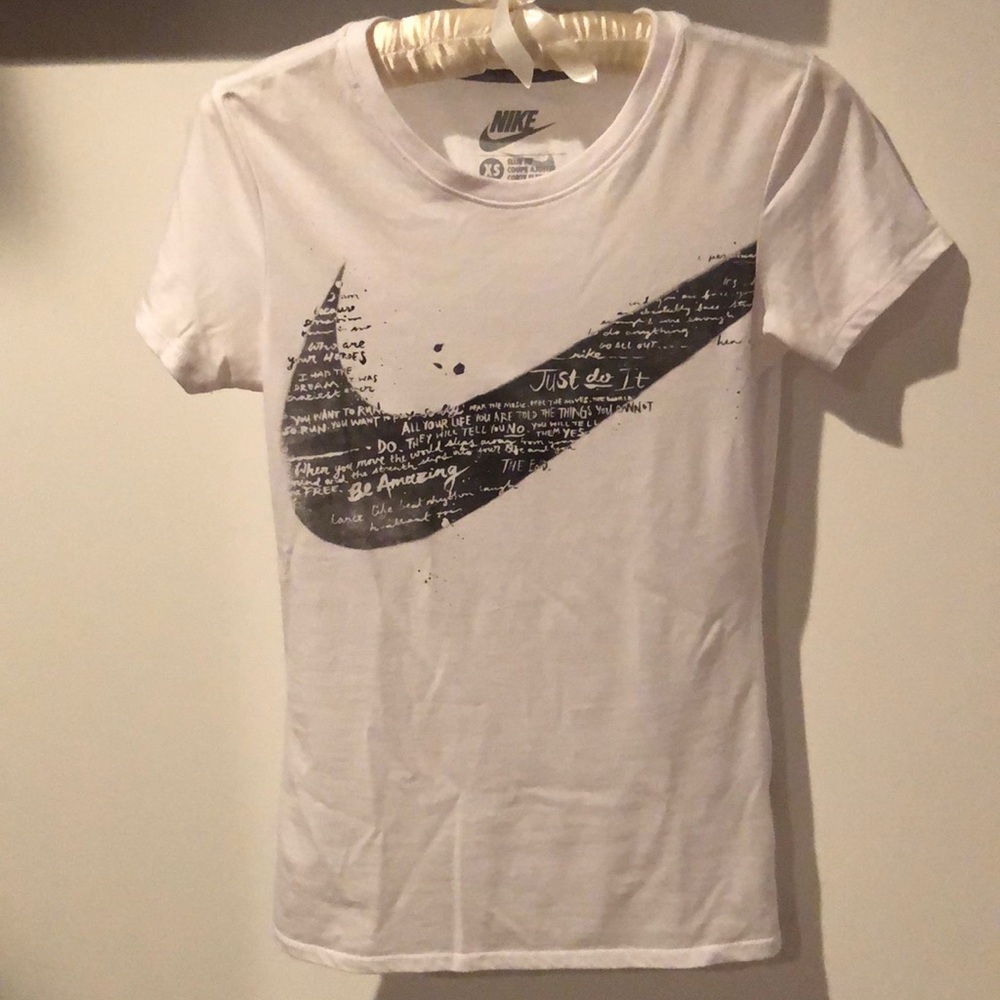 Nike Swoosh White Slim Fit Tee